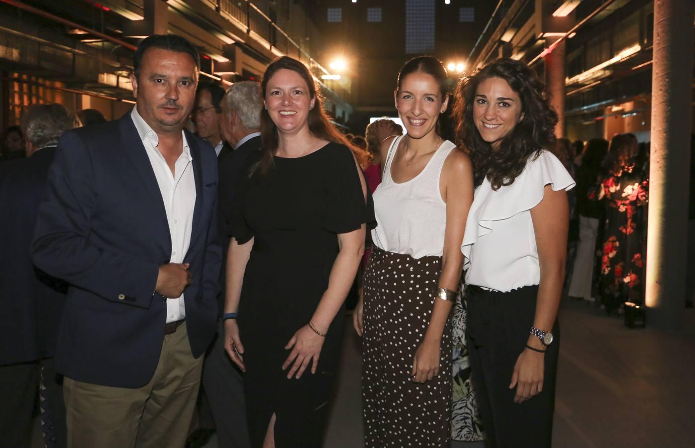 Andrés Mompín , Carmen Loma , Anabel López y Aida María Navarro