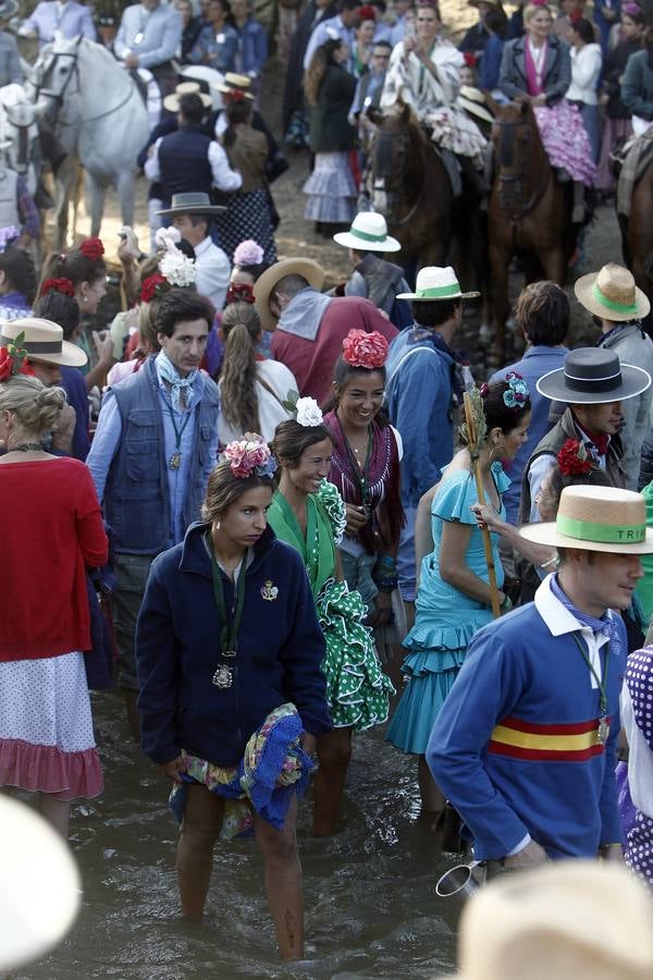 En imágenes, las hermandades de Sevilla, Triana y Sevilla Sur por el Quema (I)