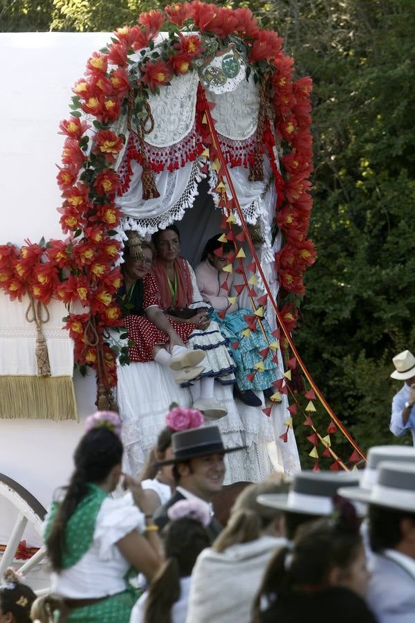 En imágenes, las hermandades de Sevilla, Triana y Sevilla Sur por el Quema (I)