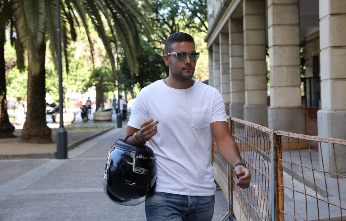 Los últimos momentos en libertad de los miembros de La Manada