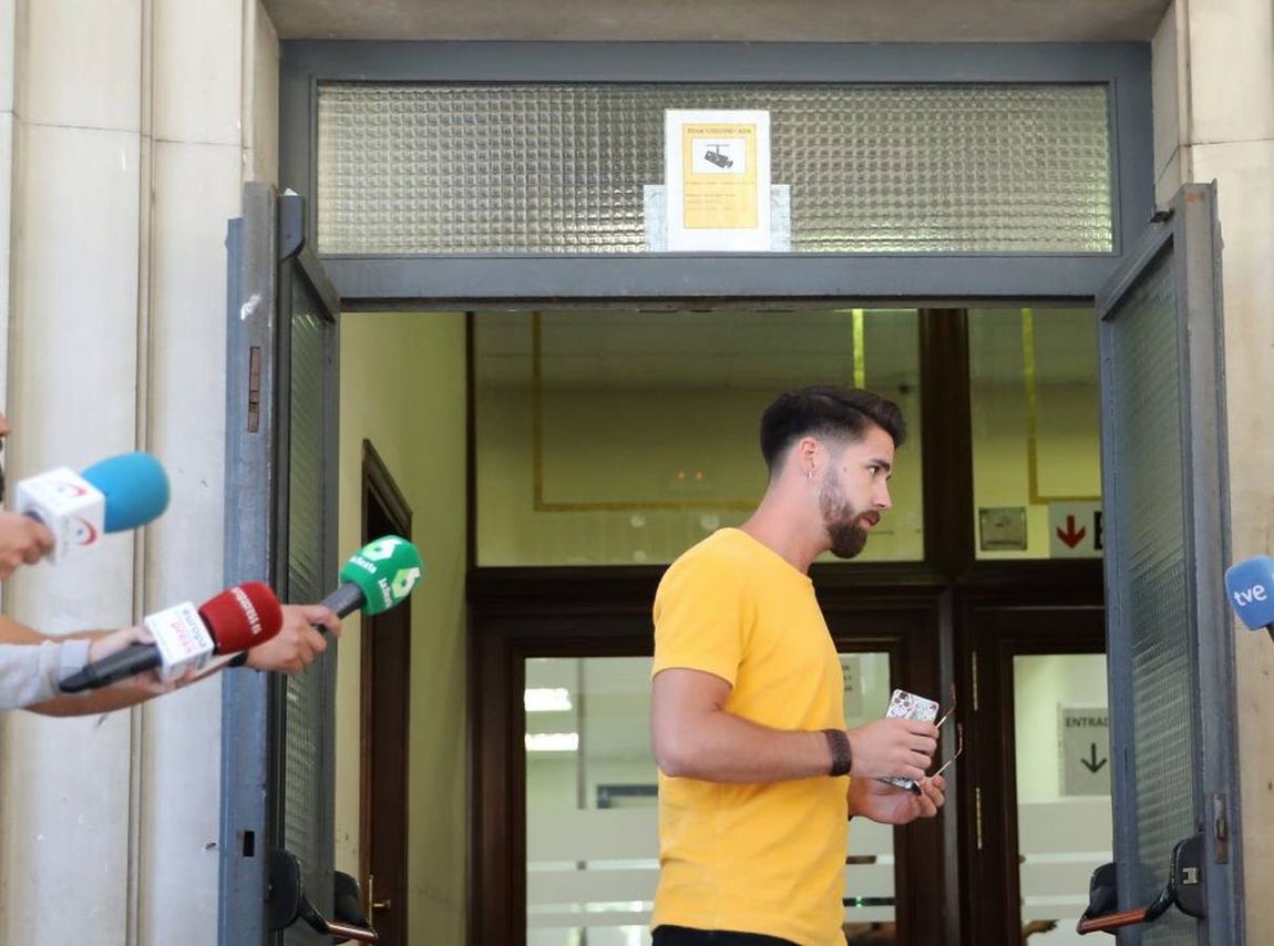 Los últimos momentos en libertad de los miembros de La Manada