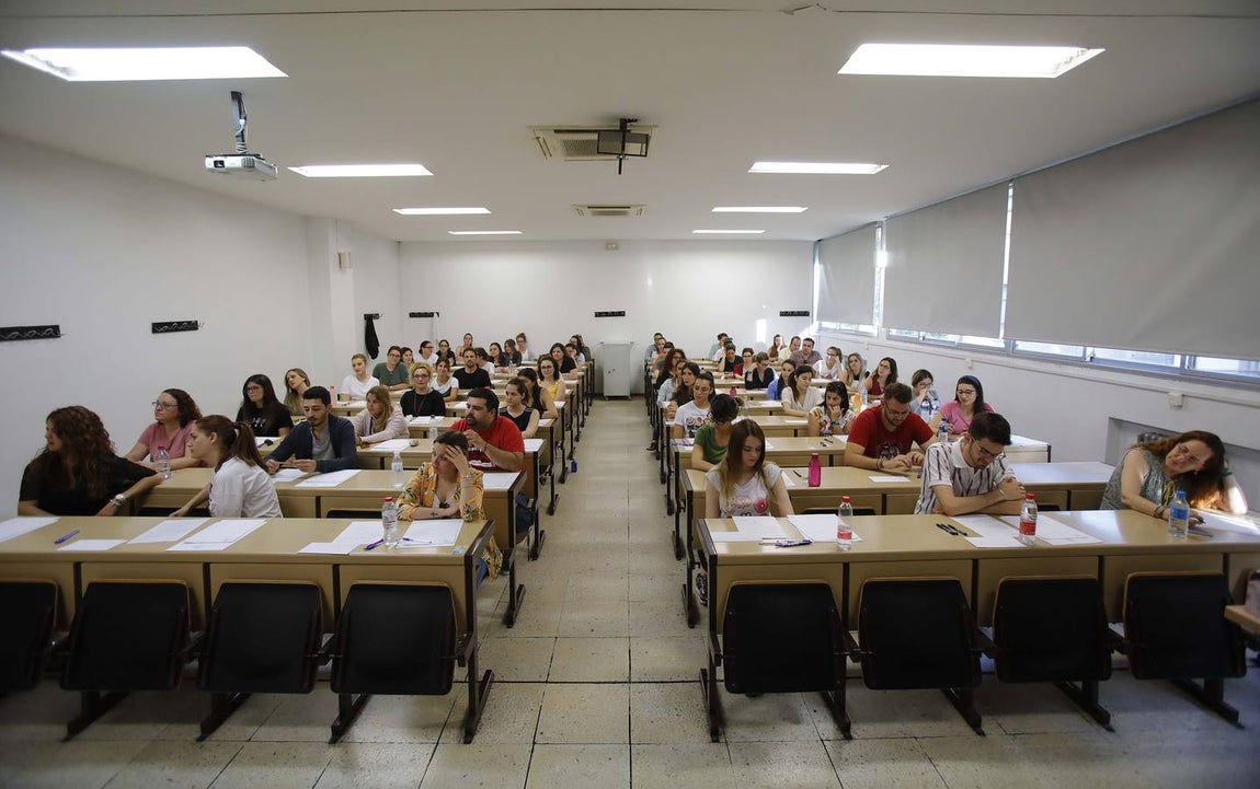 Más de 32.000 personas aspiran en Andalucía a las 3.800 plazas del Cuerpo de Maestros