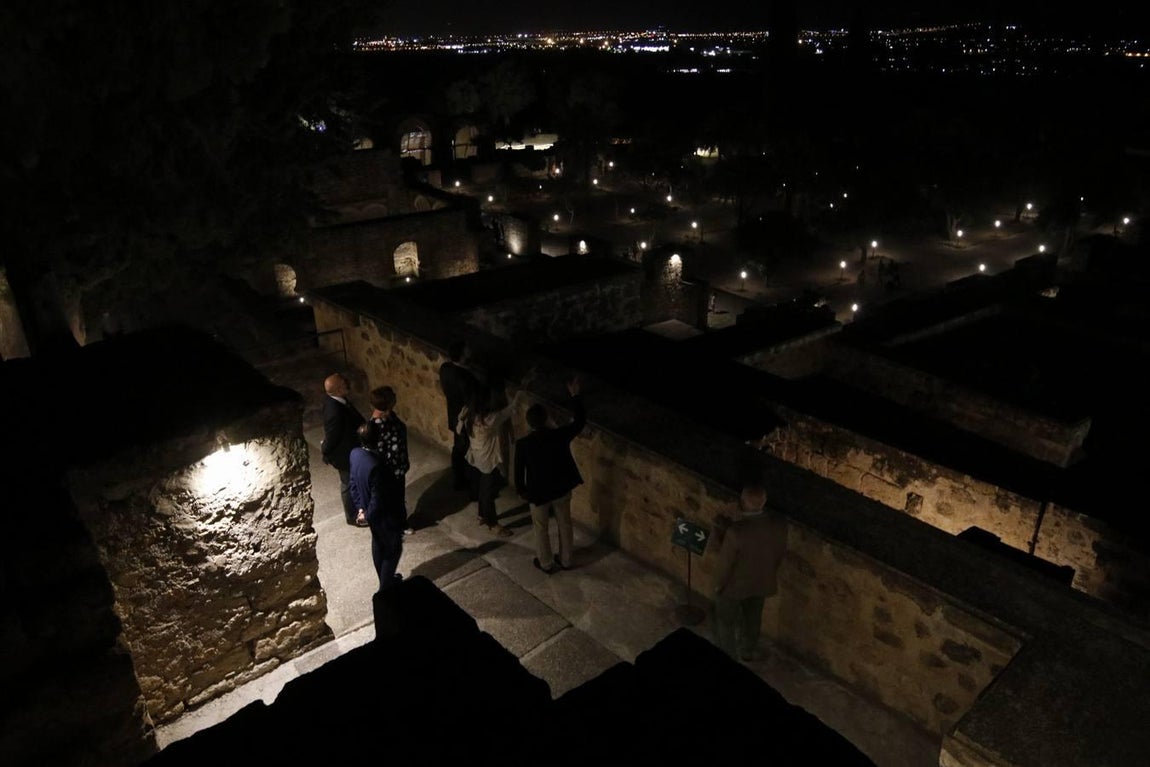 El espectáculo nocturno de Medina Azahara, en imágenes