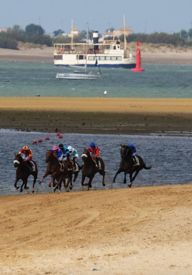 Las carreras de caballos de Sanlúcar, en imágenes