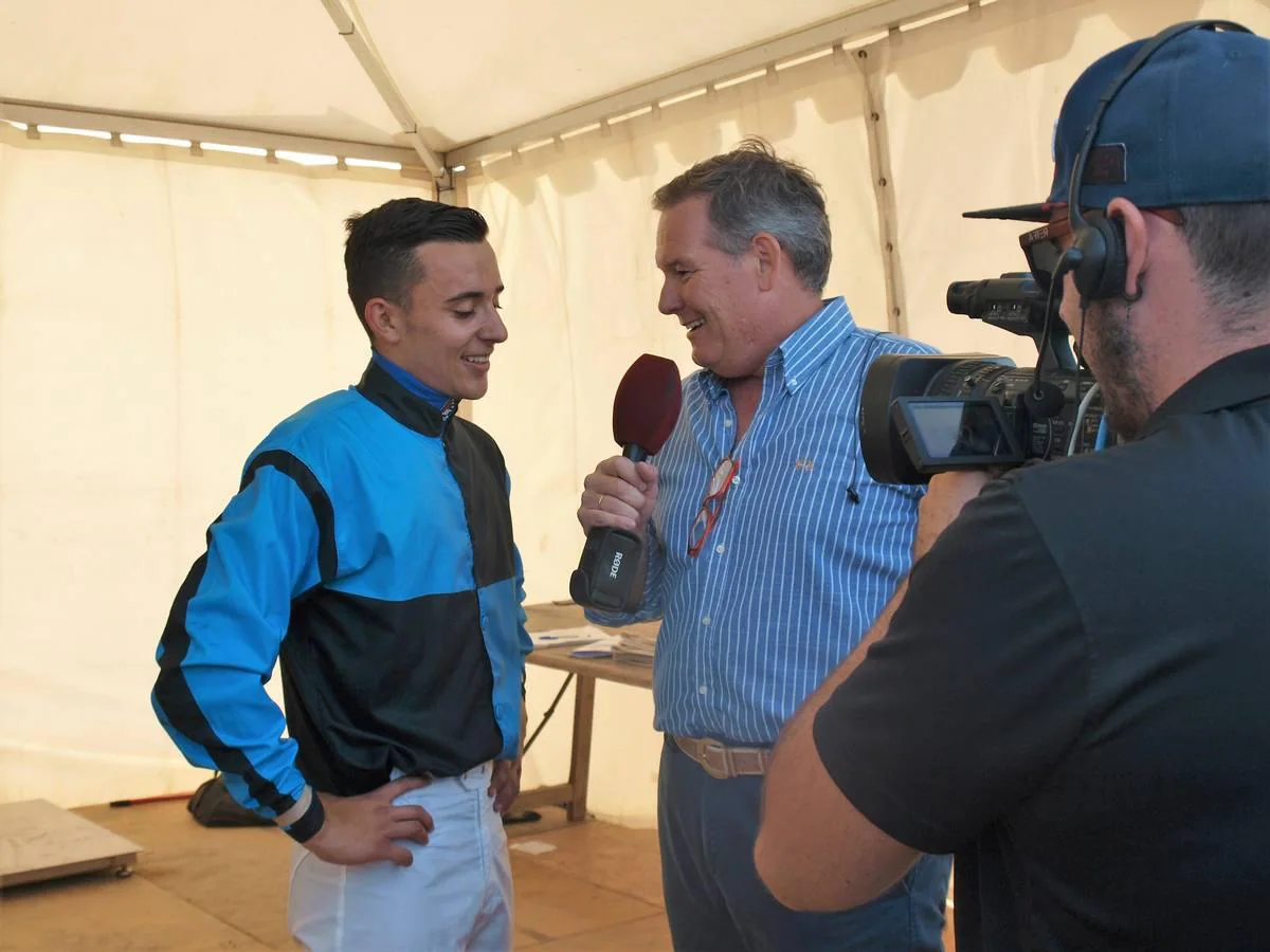Pablo Laborde en una entrevista tras ganas el segundo premio de la tarde con el caballo Satine Rouge