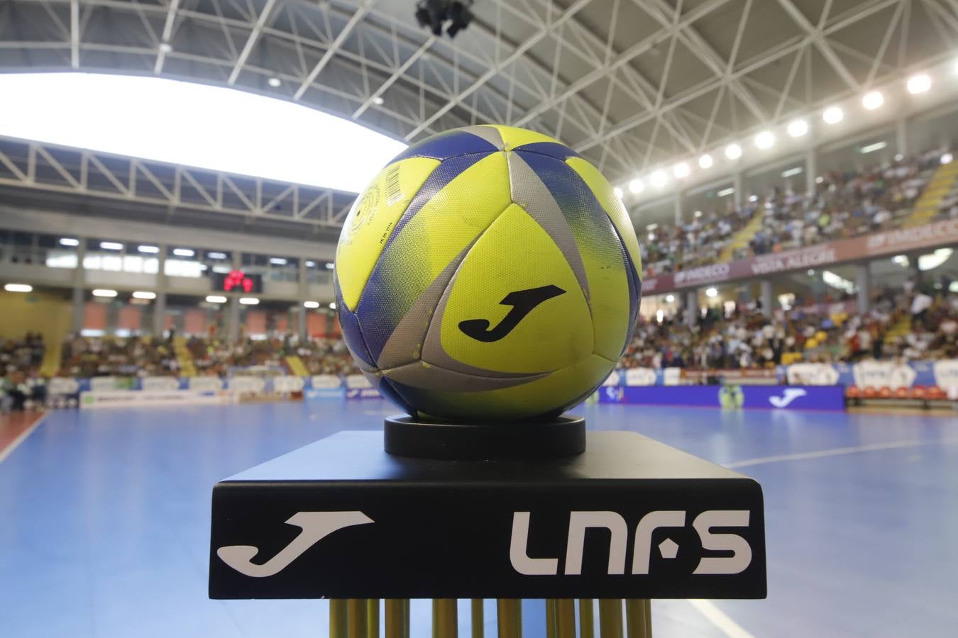 El ambiente en Vista Alegre y lo mejor del Córdoba-Inter, en imágenes