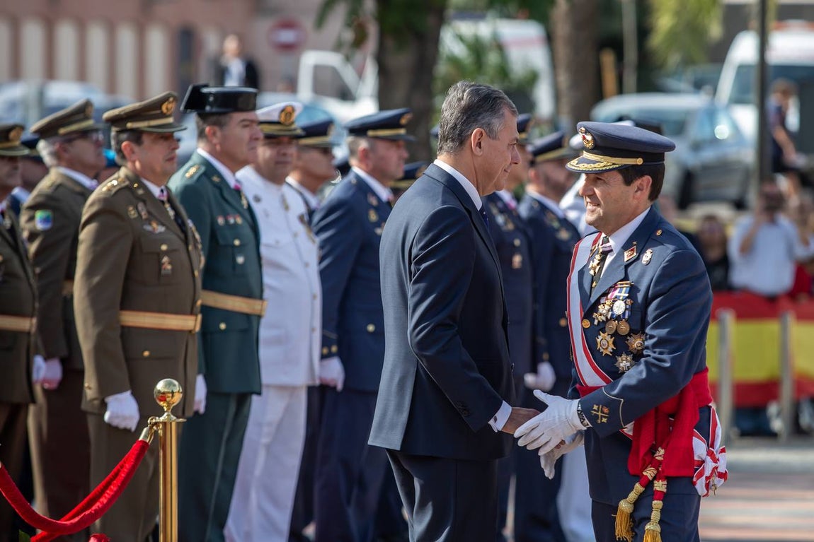 En imágenes, jura de bandera civil en Tomares