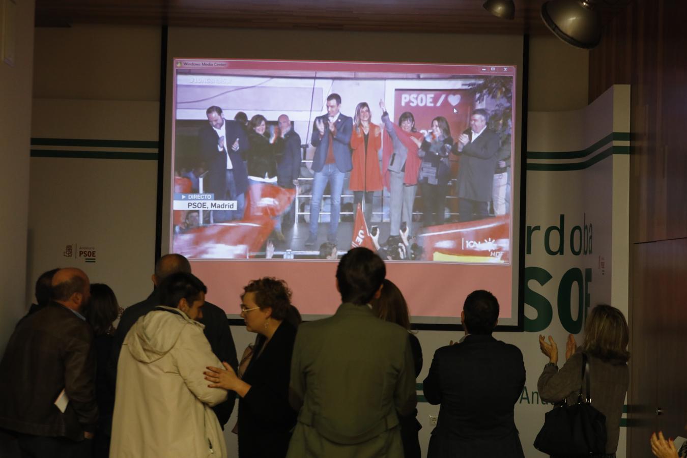 La noche de las elecciones generales en Córdoba para el PSOE, en imágenes