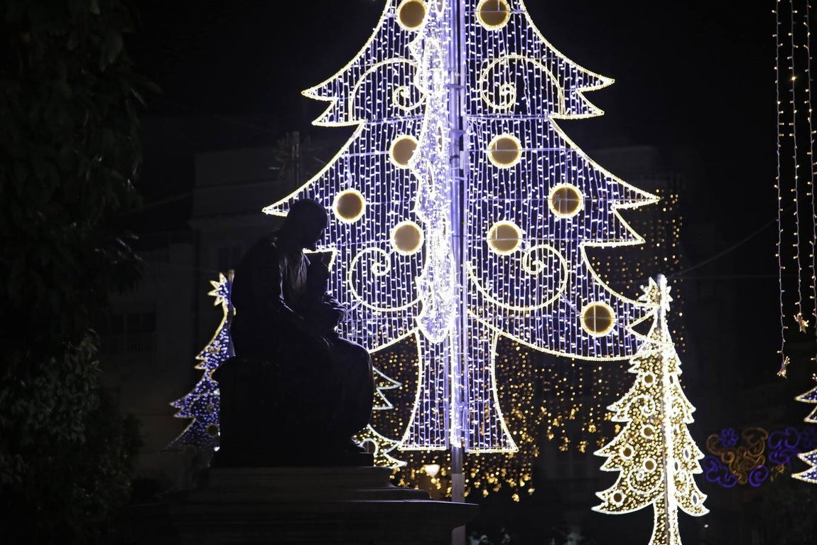 Fotogalería: Sevilla luce ya su alumbrado navideño