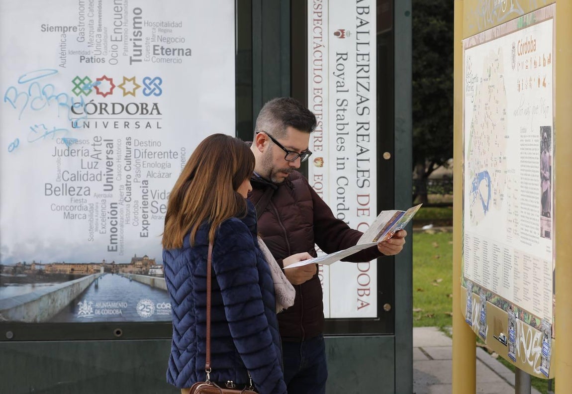 En imágenes, un lunes turístico para despedir el Puente de la Inmaculada en Córdoba