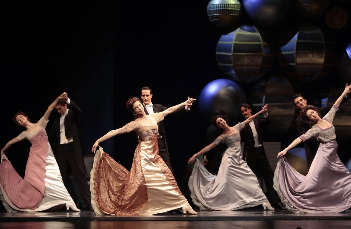 «El Cascanueces» de la Compañía Nacional de Danza, en imágenes