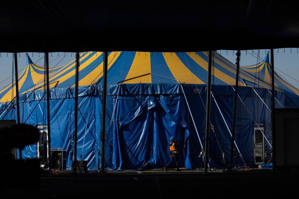 El Circo del Sol levanta su carpa en Sevilla