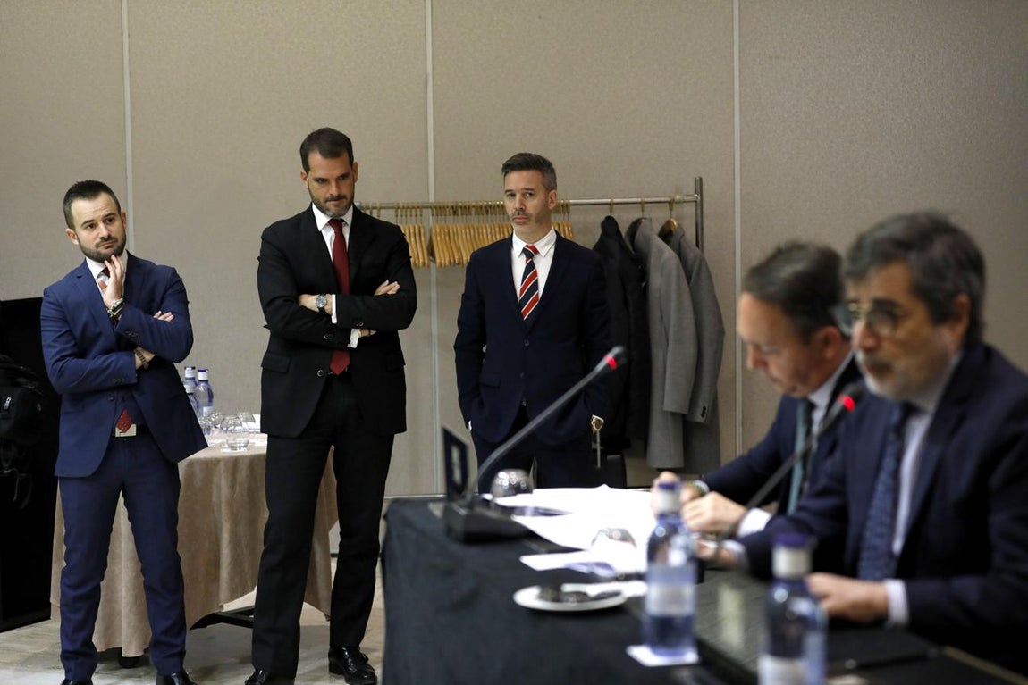 Las mejores imágenes de la Junta de Accionistas del Córdoba CF en el Center