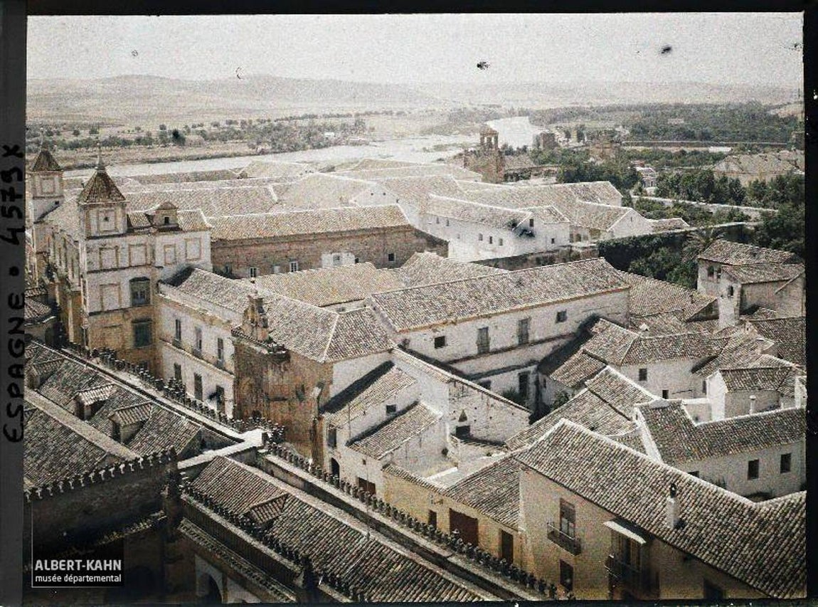 Galería: Imágenes a color de la Mezquita-Catedral de Córdoba y su entorno en 1914