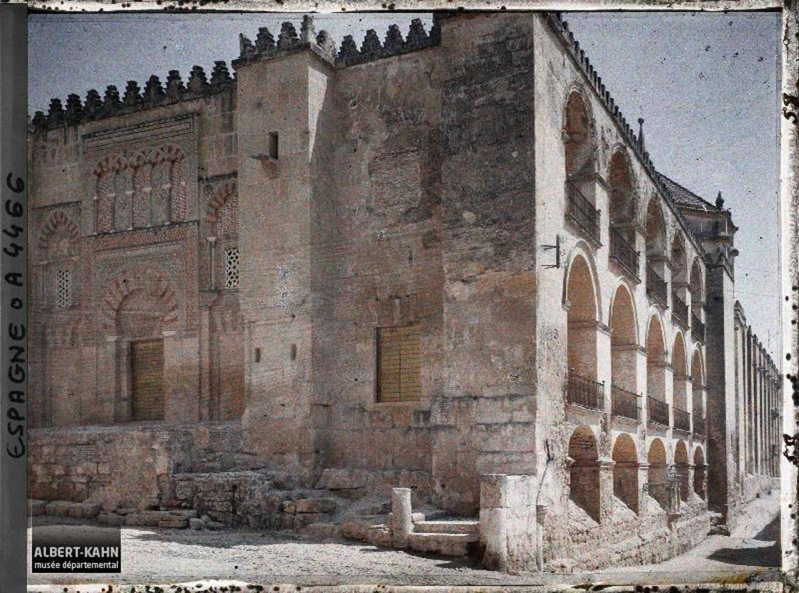 Galería: Imágenes a color de la Mezquita-Catedral de Córdoba y su entorno en 1914