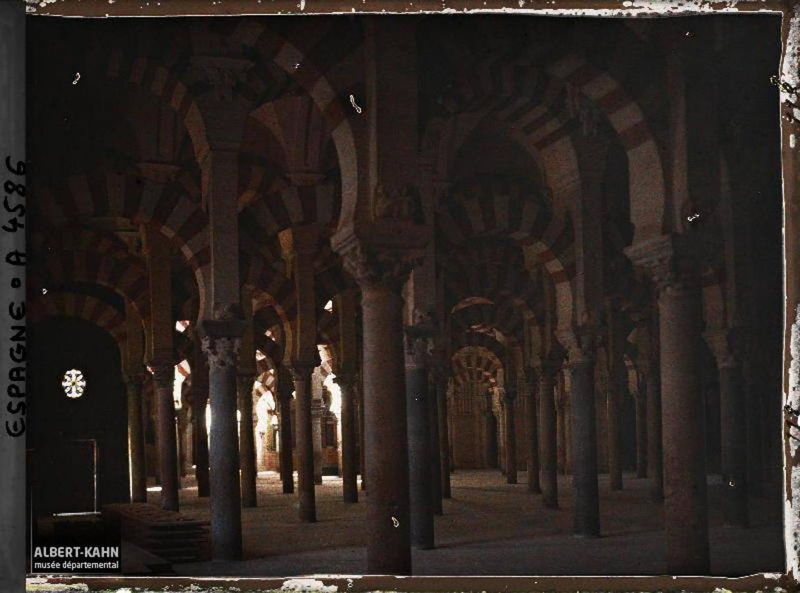 Galería: Imágenes a color de la Mezquita-Catedral de Córdoba y su entorno en 1914