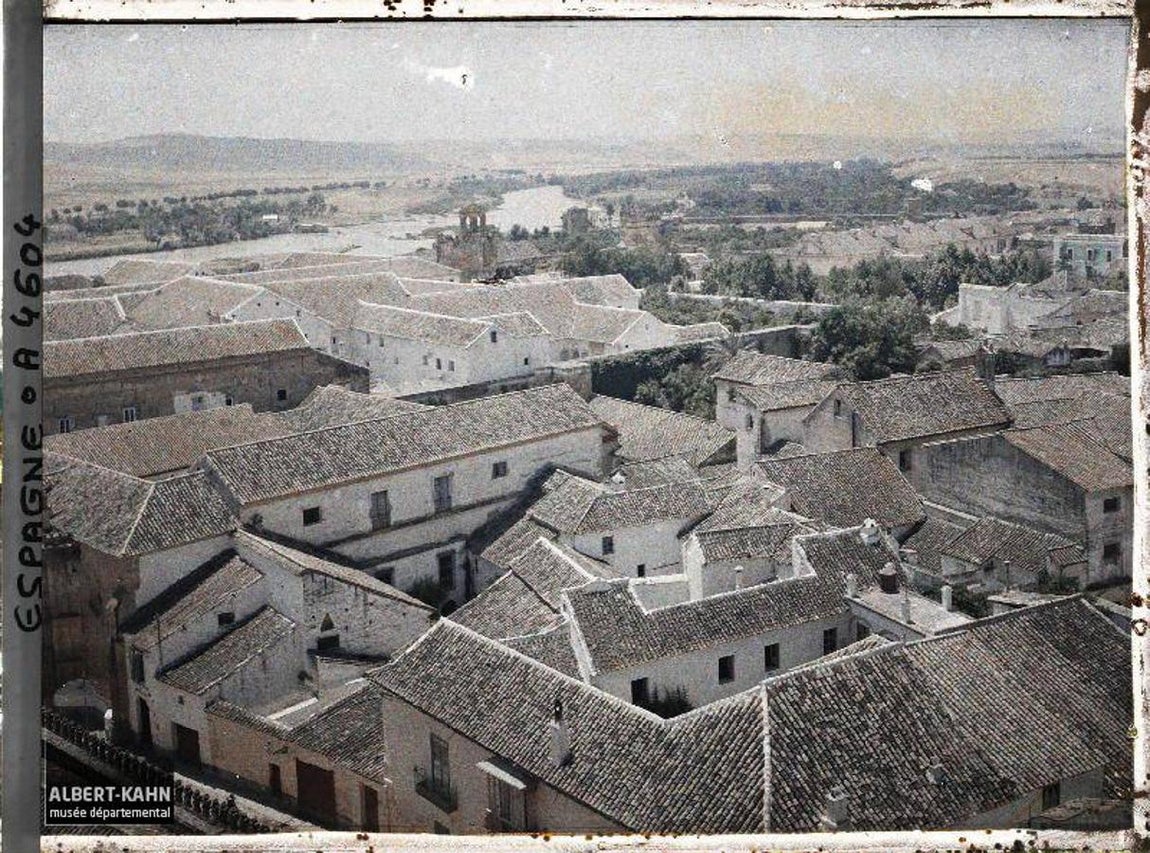 Galería: Imágenes a color de la Mezquita-Catedral de Córdoba y su entorno en 1914