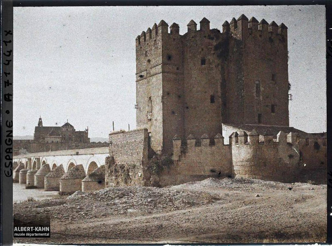 Galería: Imágenes a color de la Mezquita-Catedral de Córdoba y su entorno en 1914