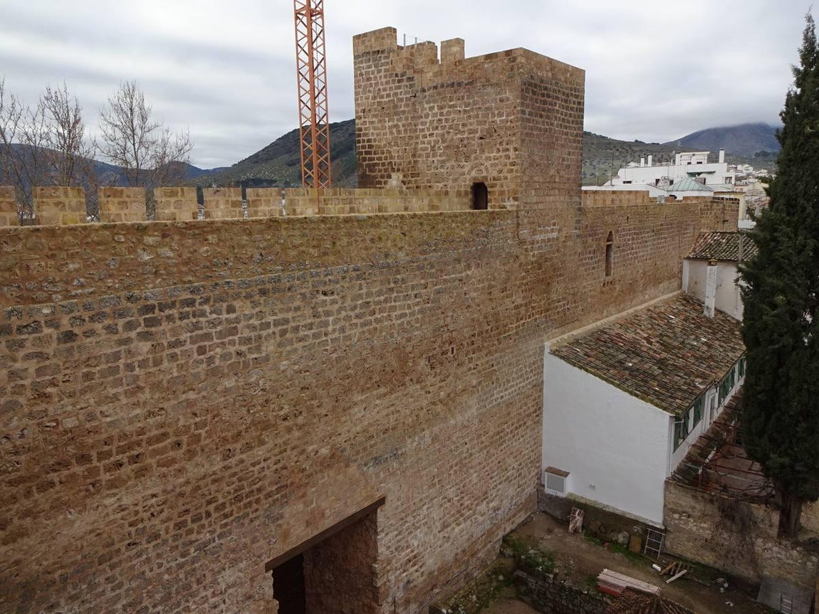 La restauración del Castillo de Priego de Córdoba, en imágenes