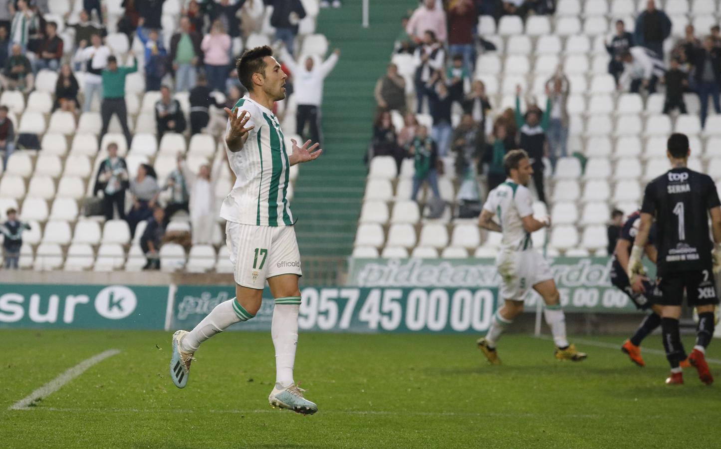 Las mejores jugadas del Córdoba CF-Yeclano, en imágenes