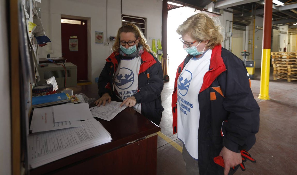 En imágenes, el reparto de comida en Córdoba frente al coronavirus