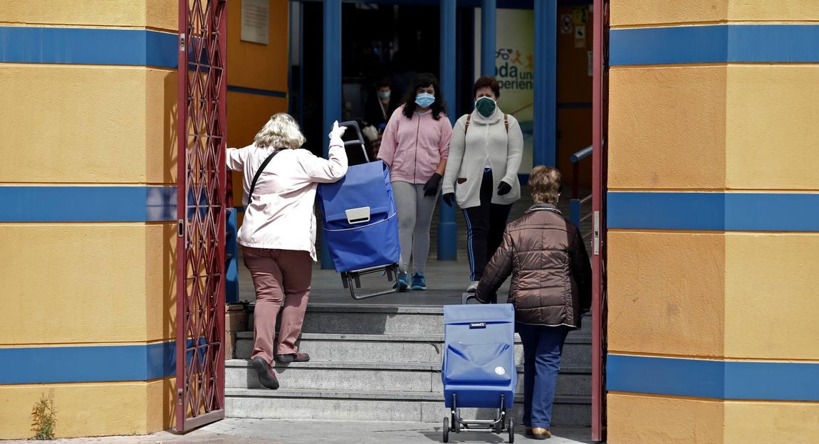 El barrio de Poniente de Córdoba durante el confinamiento, en imágenes