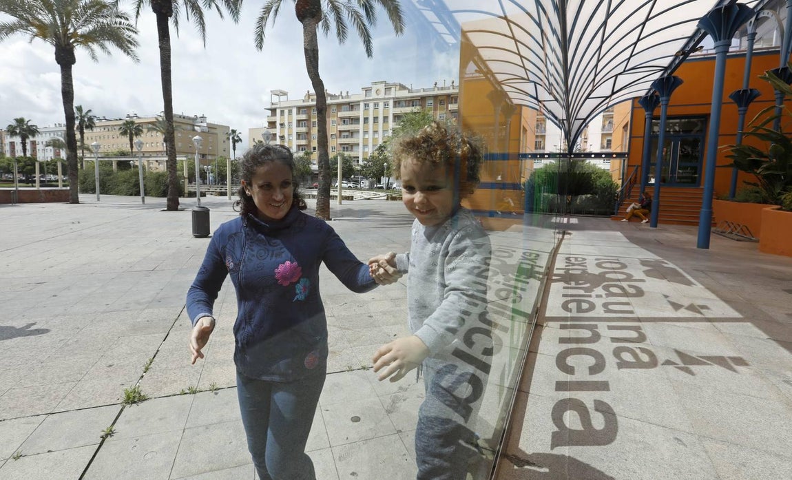 El barrio de Poniente de Córdoba durante el confinamiento, en imágenes