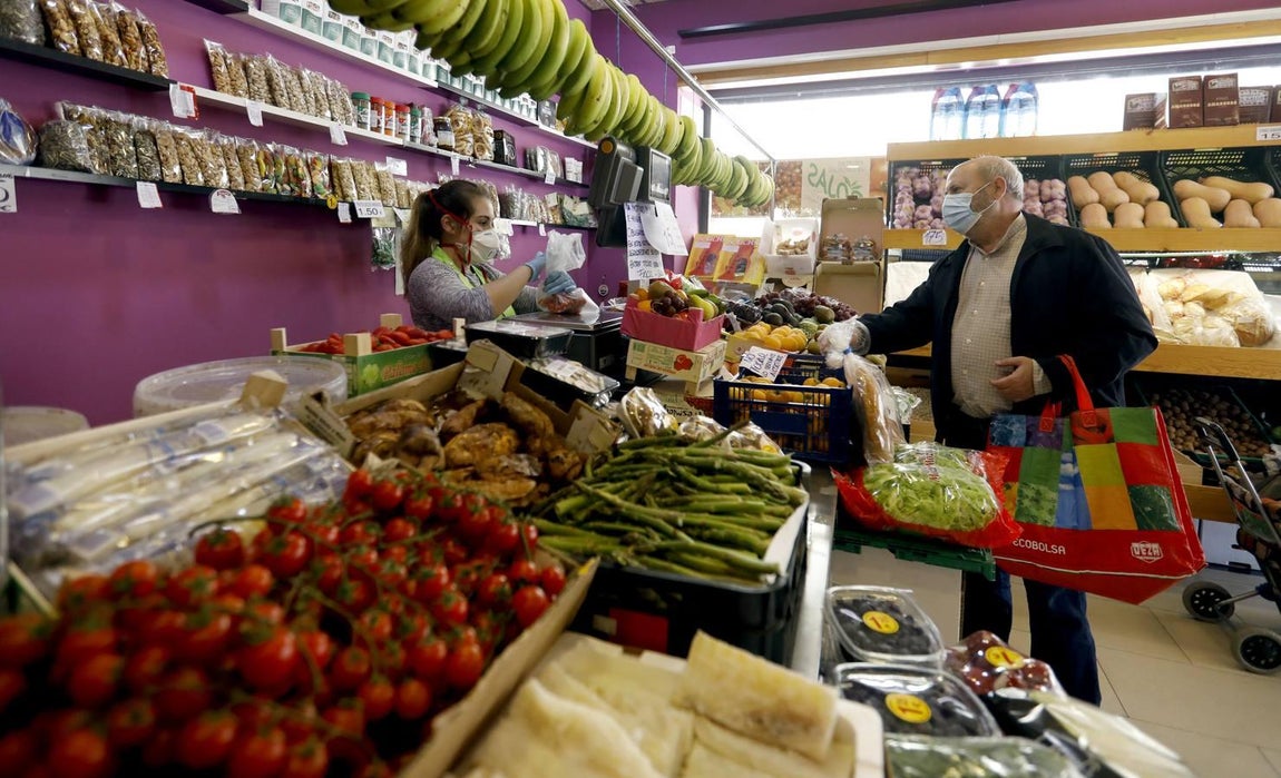 El barrio de Poniente de Córdoba durante el confinamiento, en imágenes