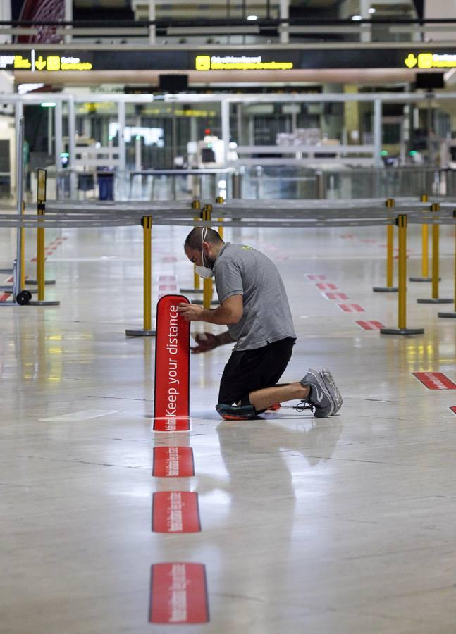 El aeropuerto de Sevilla toma medidas contra el coronavirus
