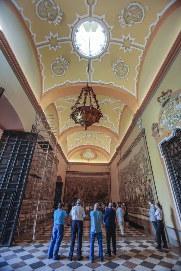 Vuelve a poder visitarse el Salón de los Tapices del Real Alcázar de Sevilla
