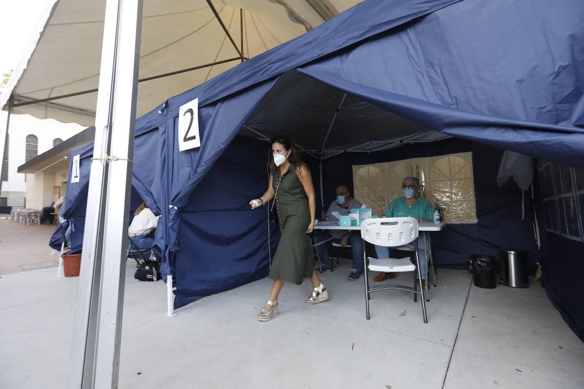 En imágenes, los test en la Escuela de Magisterio «Sagrado Corazón» de Córdoba