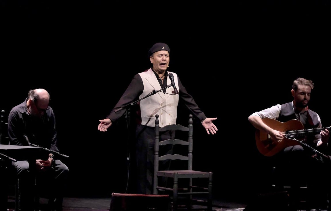 Bienal del Flamenco 2020: El Pele vuelve a demostrar cómo canta un maestro
