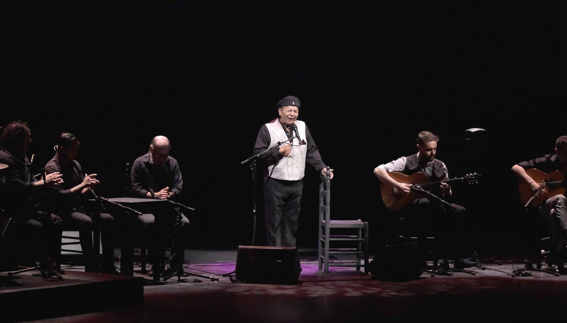Bienal del Flamenco 2020: El Pele vuelve a demostrar cómo canta un maestro