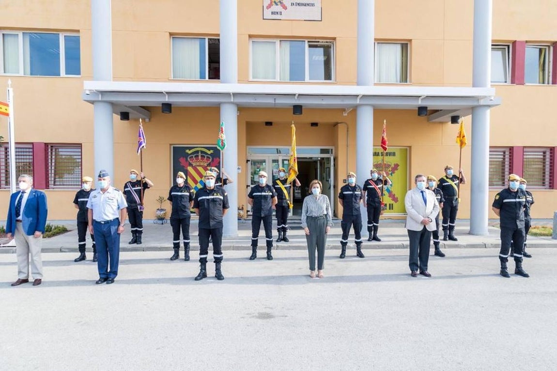 Visita de la delegada del Gobierno en Andalucía a los rastreadores de la UME
