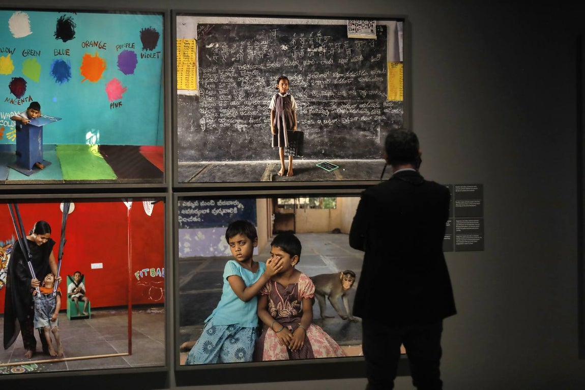 Inauguración de la exposición fotográfica «Tierra de sueños» en CaixaForum