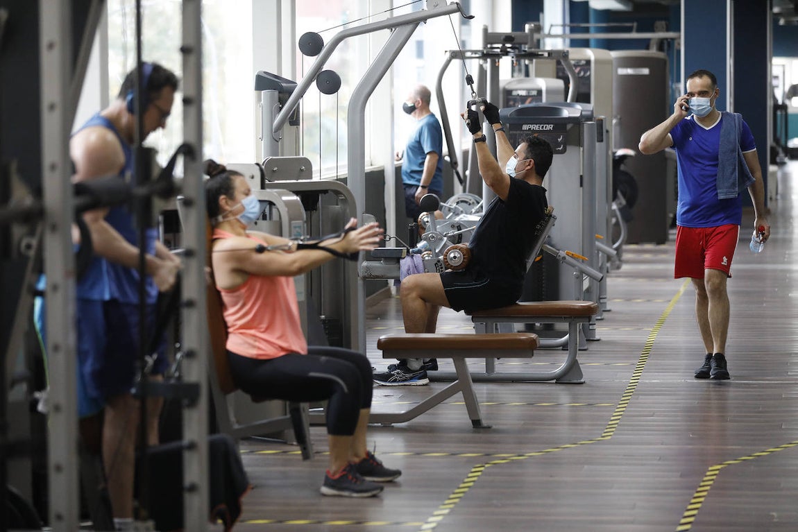 Las nuevas restricciones de la Junta de Andalucía en Córdoba capital, en imágenes