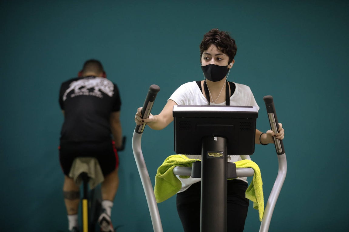 Las nuevas restricciones de la Junta de Andalucía en Córdoba capital, en imágenes