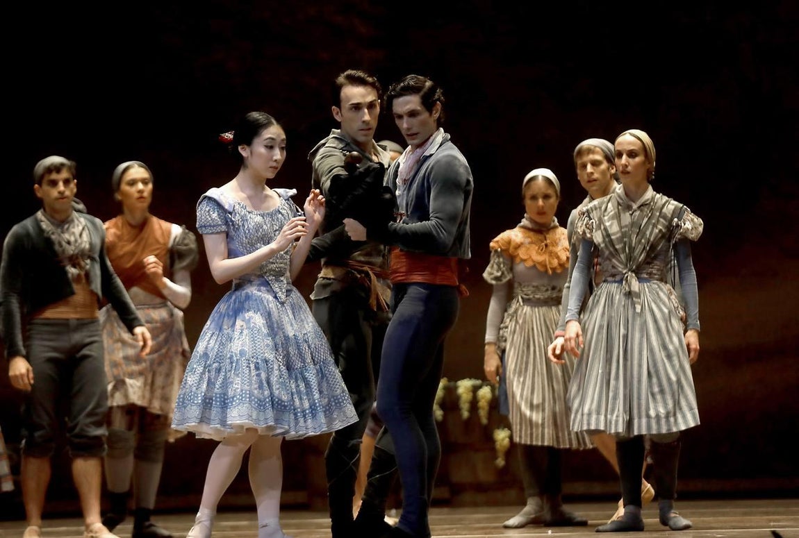 Una «Giselle» muy española en el Maestranza de Sevilla