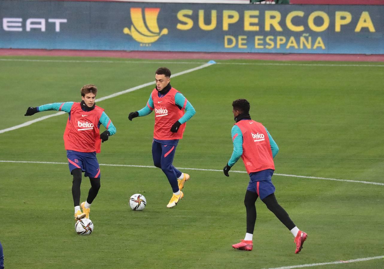 El Barcelona se prepara para la final de la Supercopa de España en Sevilla