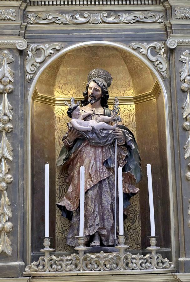 Los tesoros ocultos de la parroquia de Santa Cruz en Sevilla