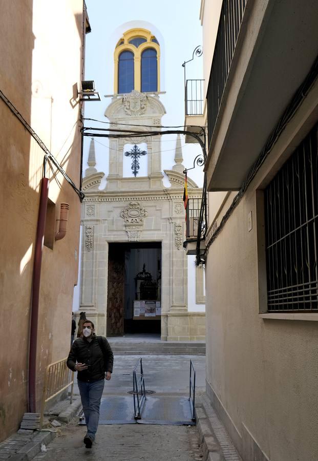Los tesoros ocultos de la parroquia de Santa Cruz en Sevilla