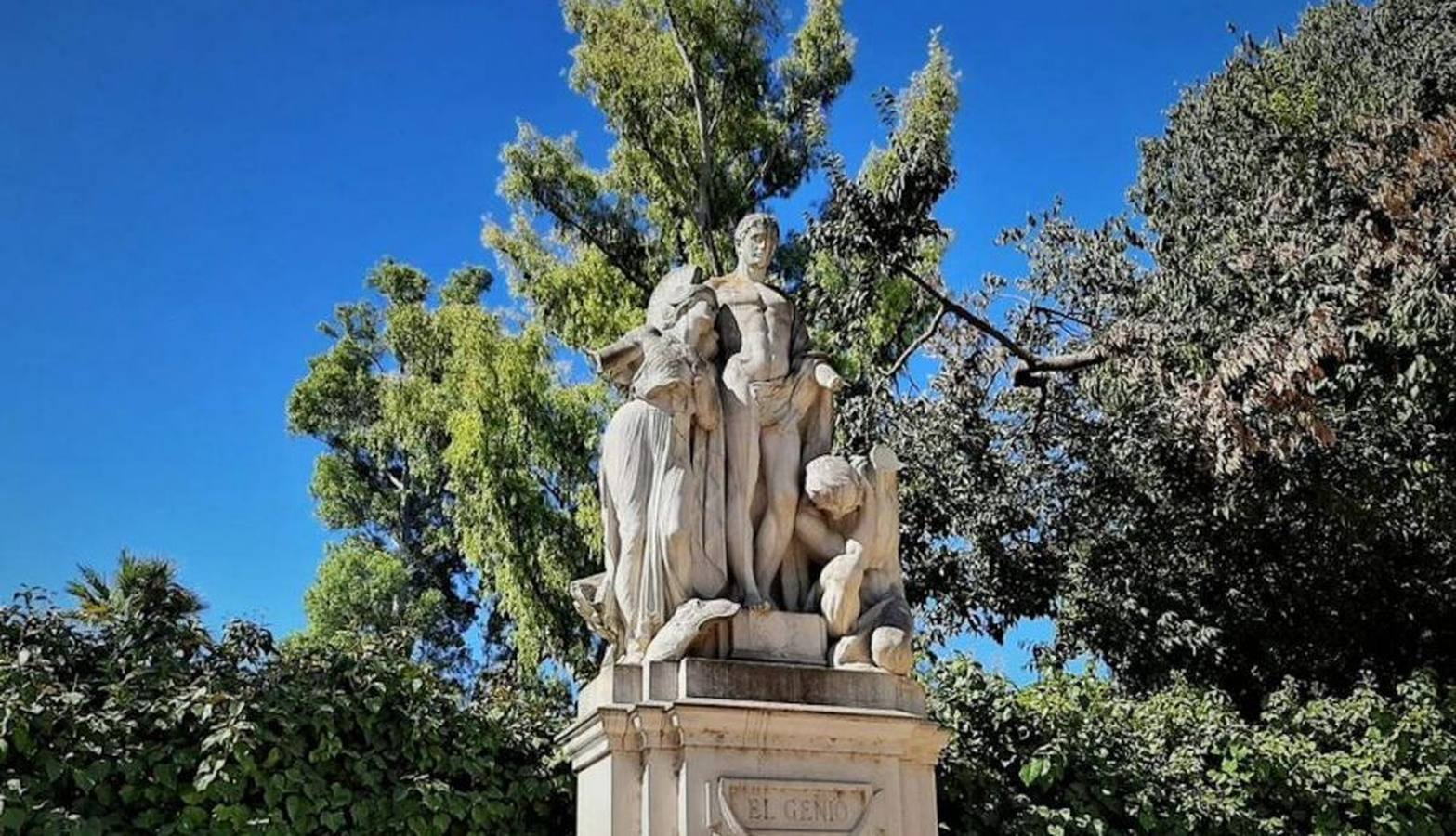 El vandalismo, un mal endémico del patrimonio sevillano