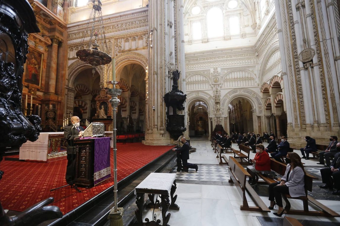 Semana Santa de Córdoba 2021 | Las imágenes del acto conjunto del Lunes Santo en la Catedral