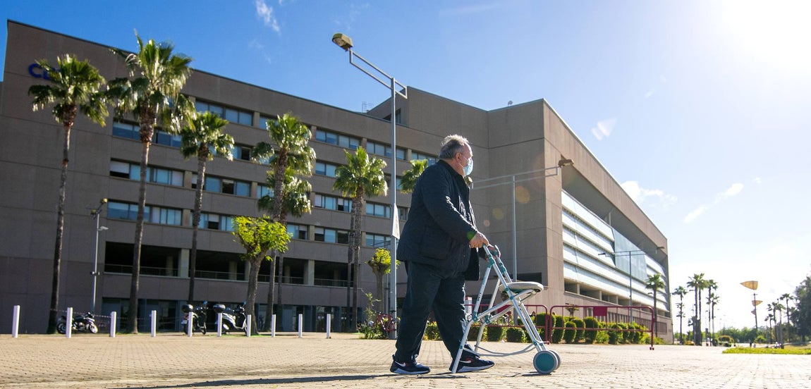 Vacunación masiva en el estadio de la Cartuja