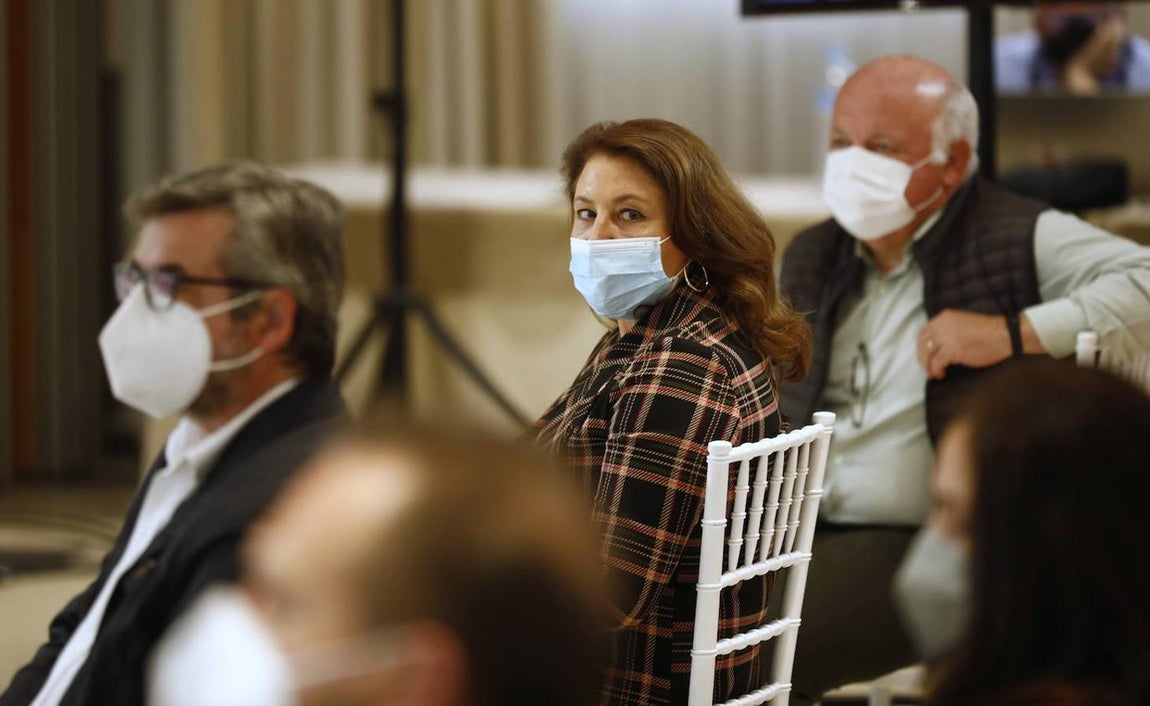 La reunión de la ejecutiva del PP-A en Córdoba, en imágenes