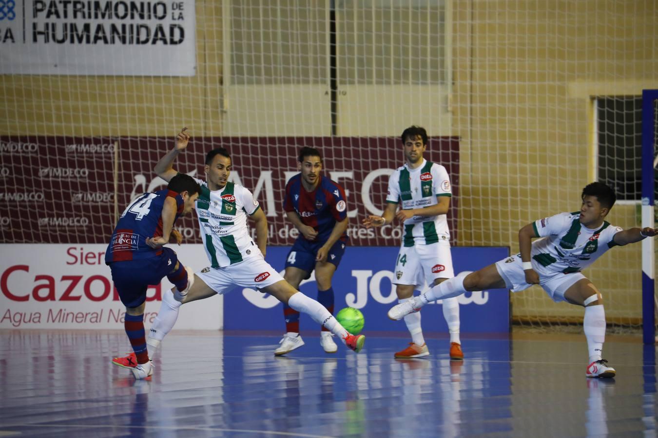 El Córdoba Patrimonio de la Humanidad arrolla al Levante y amarra la permanencia (6-3)