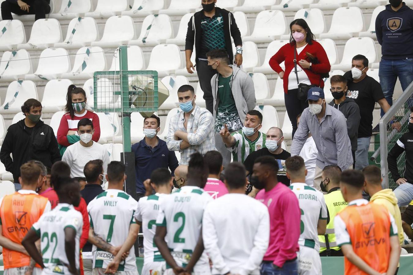 El Córdoba CF certifica la hecatombe pese la victoria ante el Cádiz B (2-1)
