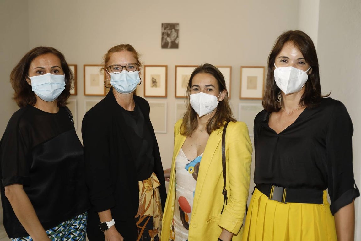Rocío Gutiérrez, Cristina Camoyán, Esperanza Martínez y Zoila Borrego