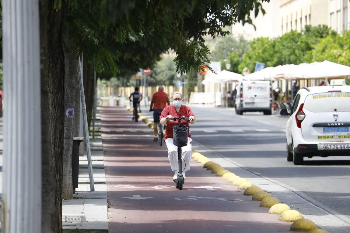 El auge de los patinetes eléctricos en Córdoba, en imágenes