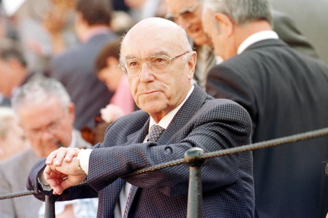 Manuel Clavero Arévalo, una vida en imágenes